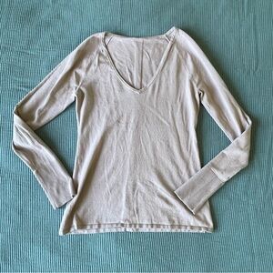 Lululemon stand steady v neck sweater